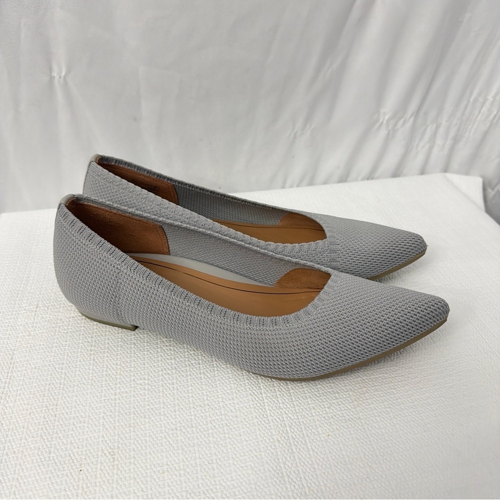 Vionic Dahlia Flats Pointed Toe Light Gray Womens Size 9